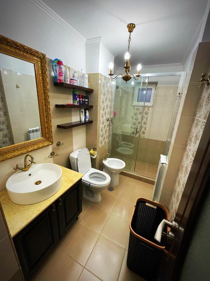 Apartament De Lux Zona 0 Botosani 2 Camere Kültér fotó